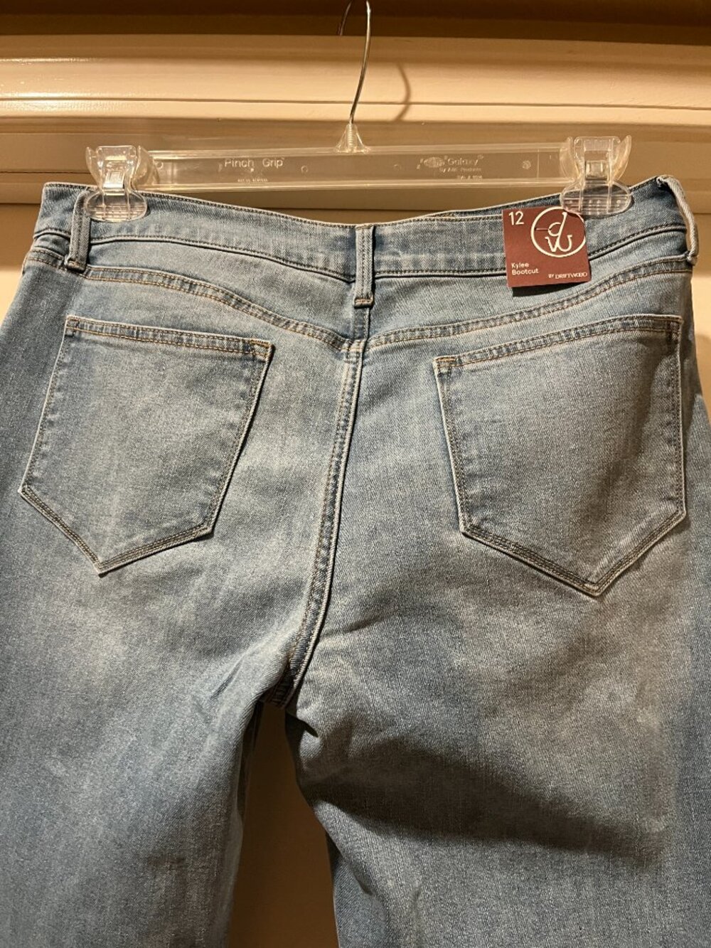 Driftwood Kylee Bootcut Jean, Brand New with Tags! Size 12 - Picture 6 of 11